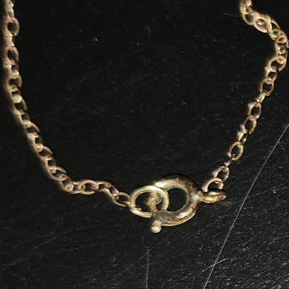 VINTAGE EGYPTIAN MOTIF HANDCRAFTED NECKLACE with NON-ADJUSTABLE GOLD-TONED CHAIN - Picture 8 of 9